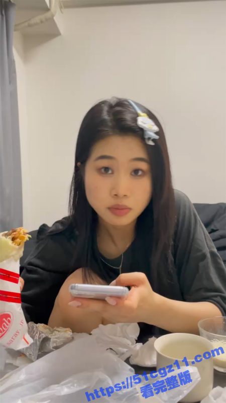 情侣投稿曝光 翘臀骚母狗长腿嫩穴皮肤白皙 被无套猛攻中出爆操 操的母狗满面潮红叫声超淫荡-51吃瓜网