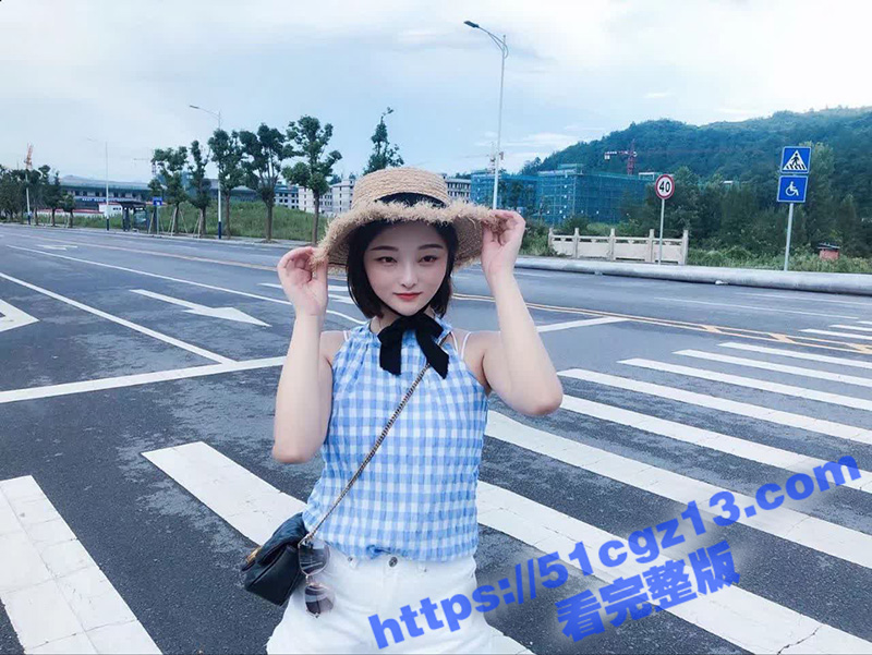 绿帽癖老公投稿 高颜值肥臀骚妻 穿诱人黑丝搔首弄姿 各种角度激情爆操 抖音风性爱视频分享流出-51吃瓜网